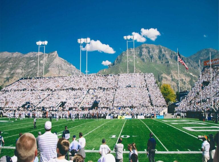 karelyruiz encuerada